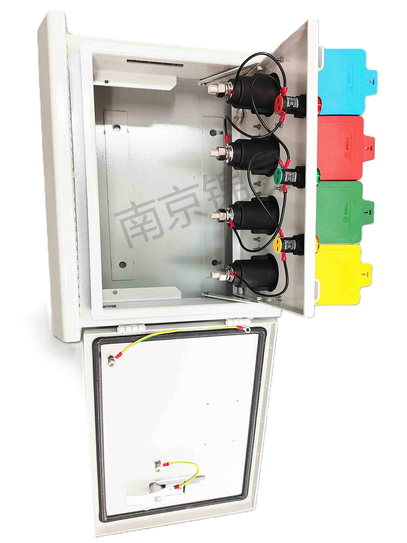 0.4kV不停电作业快速接入箱